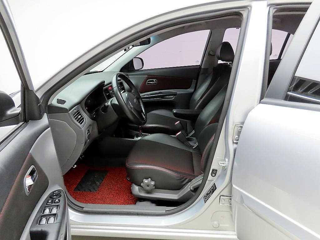 KIA Pride 2011 Gris - Importación desde Corea - HF Imports Iquique - Foto 13