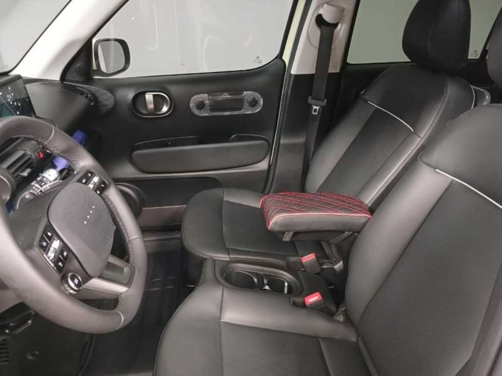 HYUNDAI Casper - Vista 7