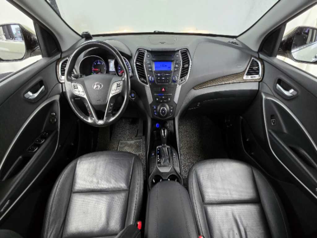 HYUNDAI Santa Fe - Vista 7