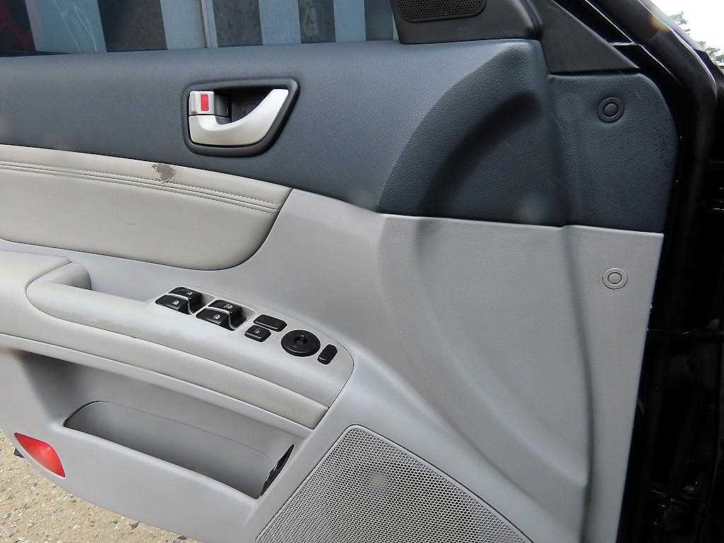 HYUNDAI Sonata - Vista 11