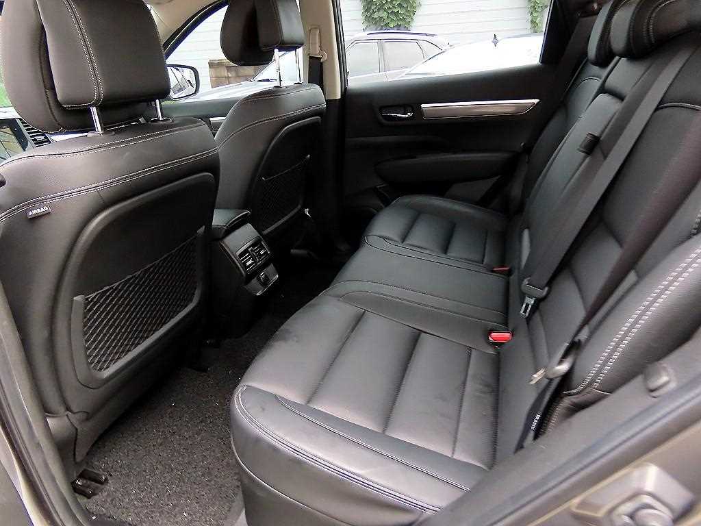 SAMSUNG QM6 - Vista 6