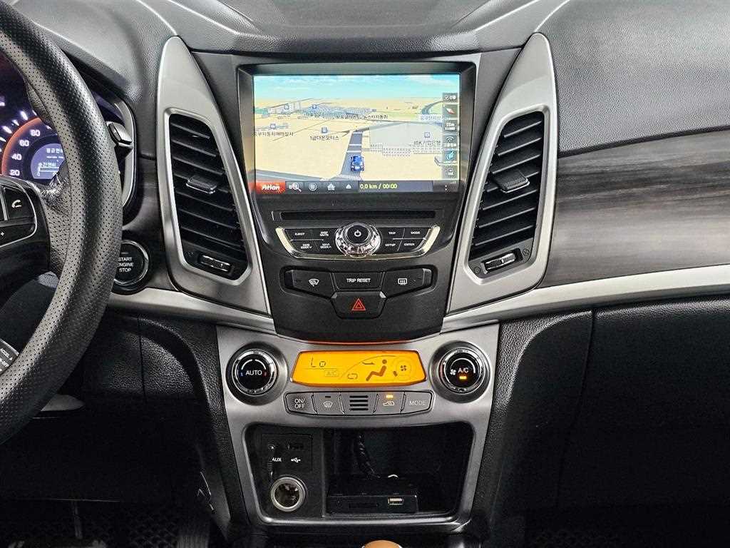 Ssangyong Korando 2014 Blanco - Importación desde Corea - HF Imports Iquique - Foto 14