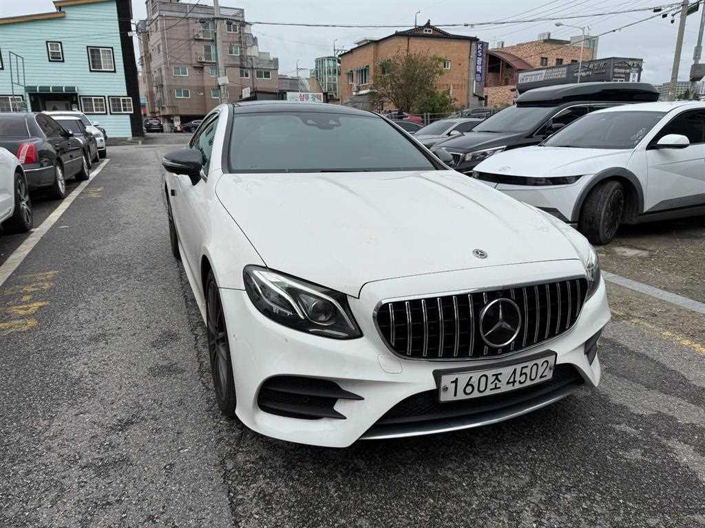 Mercedes Benz E class 2019 Blanco - Importación desde Corea - HF Imports Iquique - Foto 1