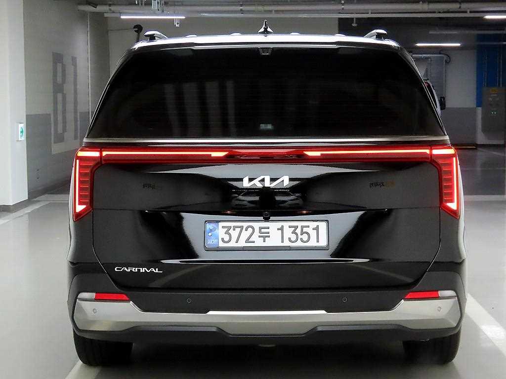 KIA Carnival - Vista 4
