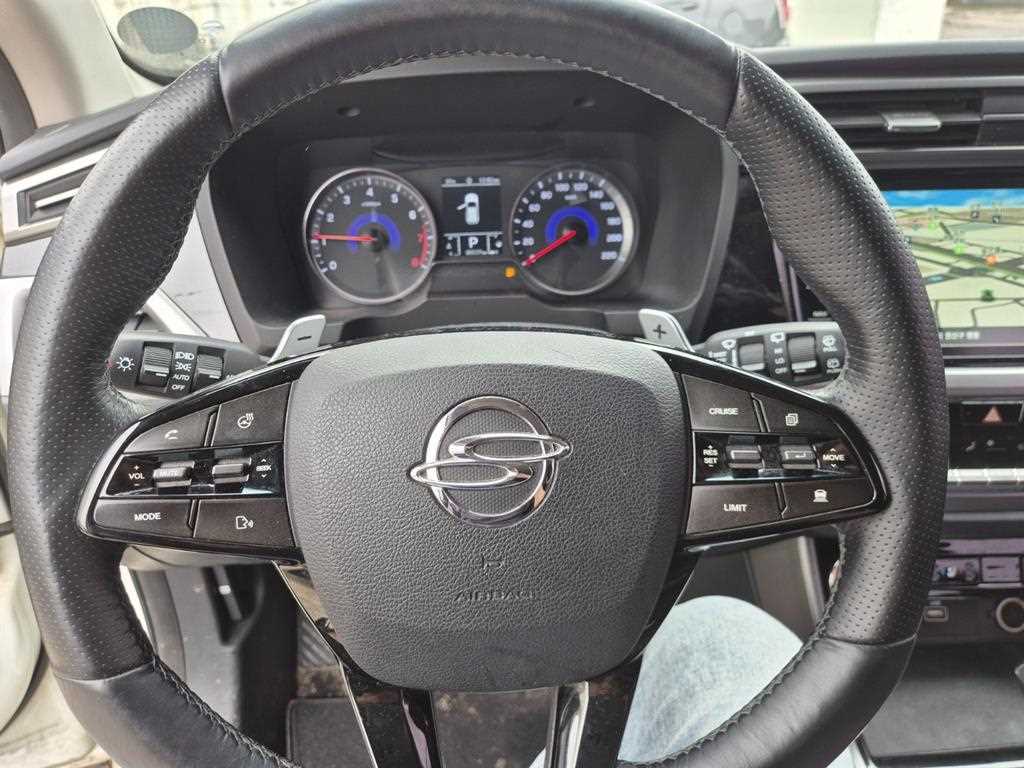 Ssangyong Korando - Vista 9