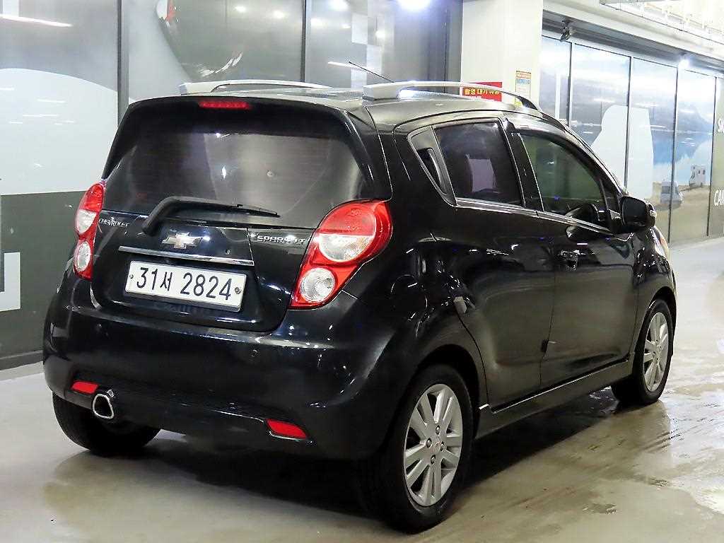 Chevrolet Spark - Vista 4
