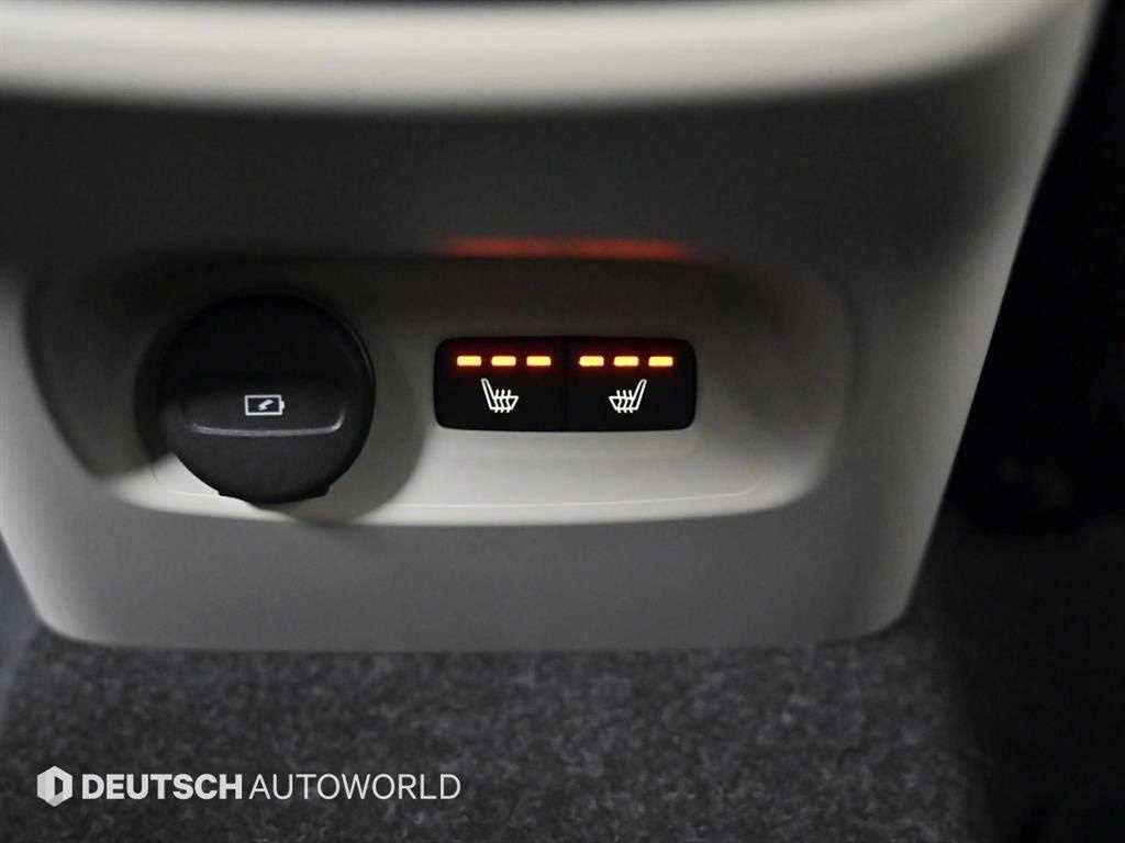 Volvo XC40 2024 Blanco - Importación desde Corea - HF Imports Iquique - Foto 16