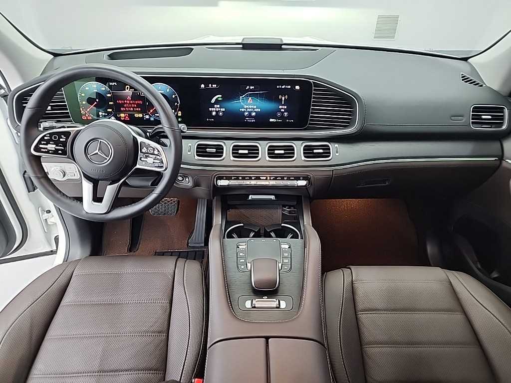 Mercedes Benz GLE Class - Vista 7