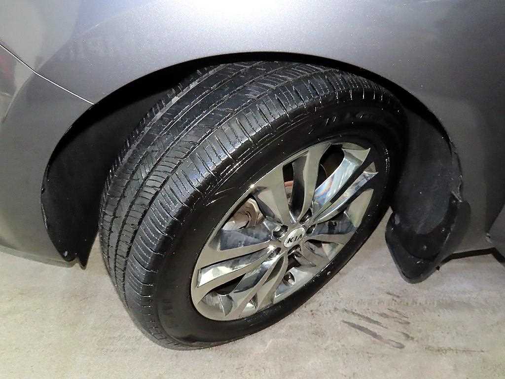 KIA Carnival 2018 Gris - Importación desde Corea - HF Imports Iquique - Foto 20