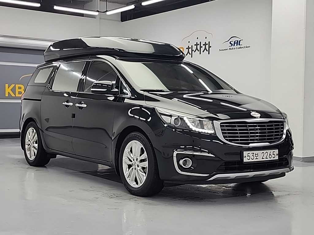 KIA Carnival - Vista 4