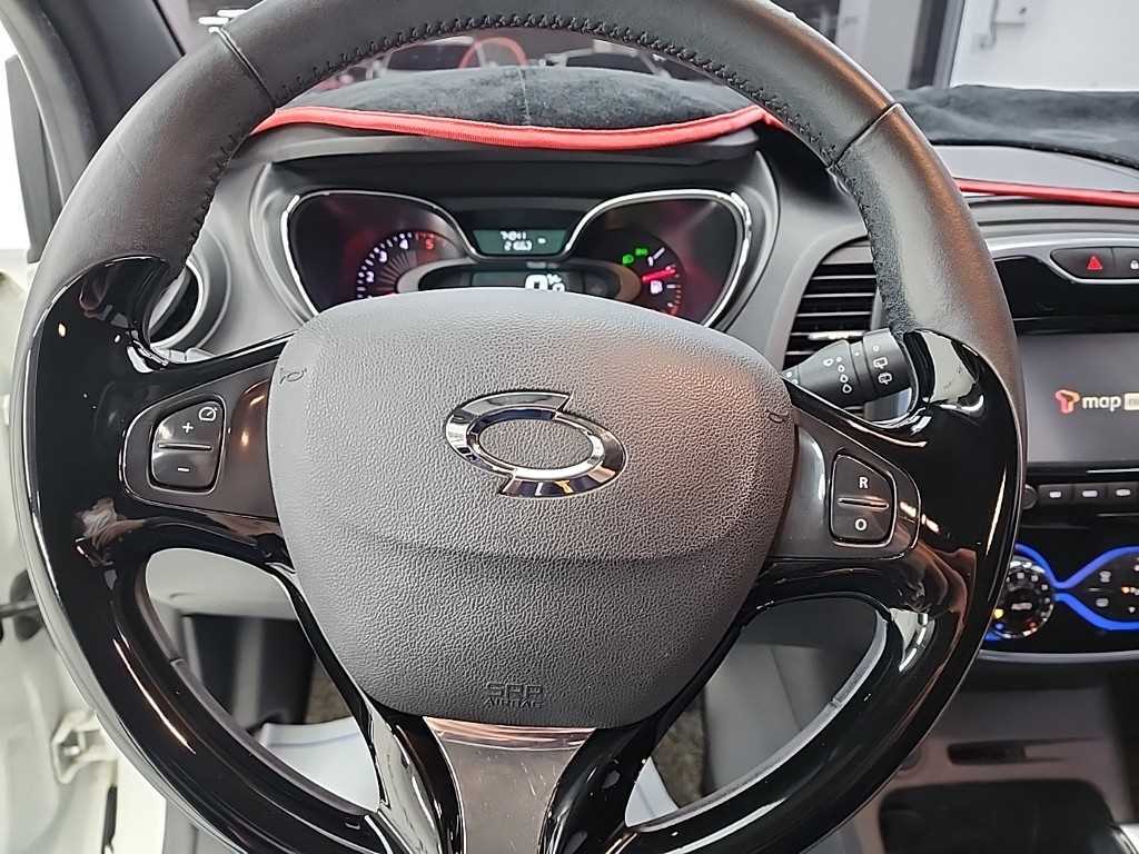 SAMSUNG QM3 - Vista 9