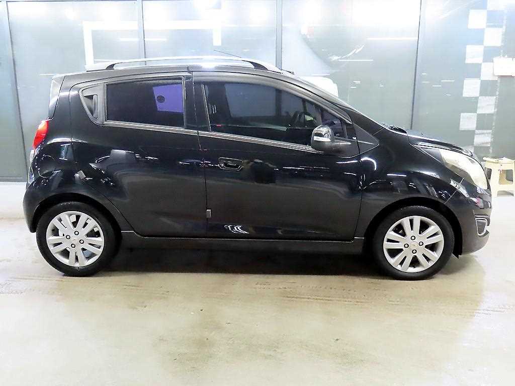 Chevrolet Spark - Vista 3