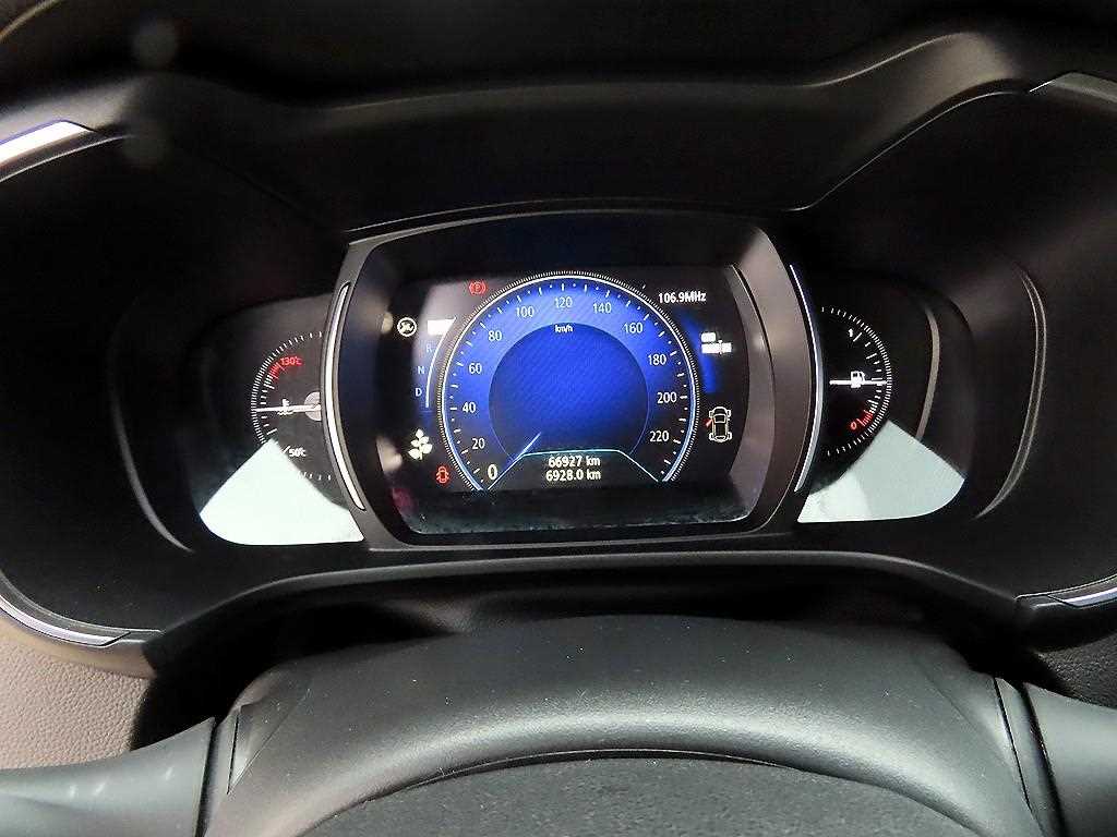 SAMSUNG QM6 - Vista 9