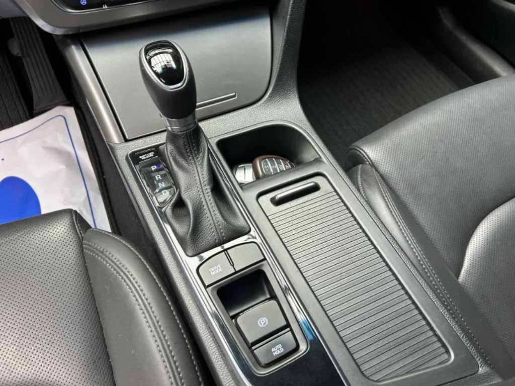 HYUNDAI Sonata - Vista 11