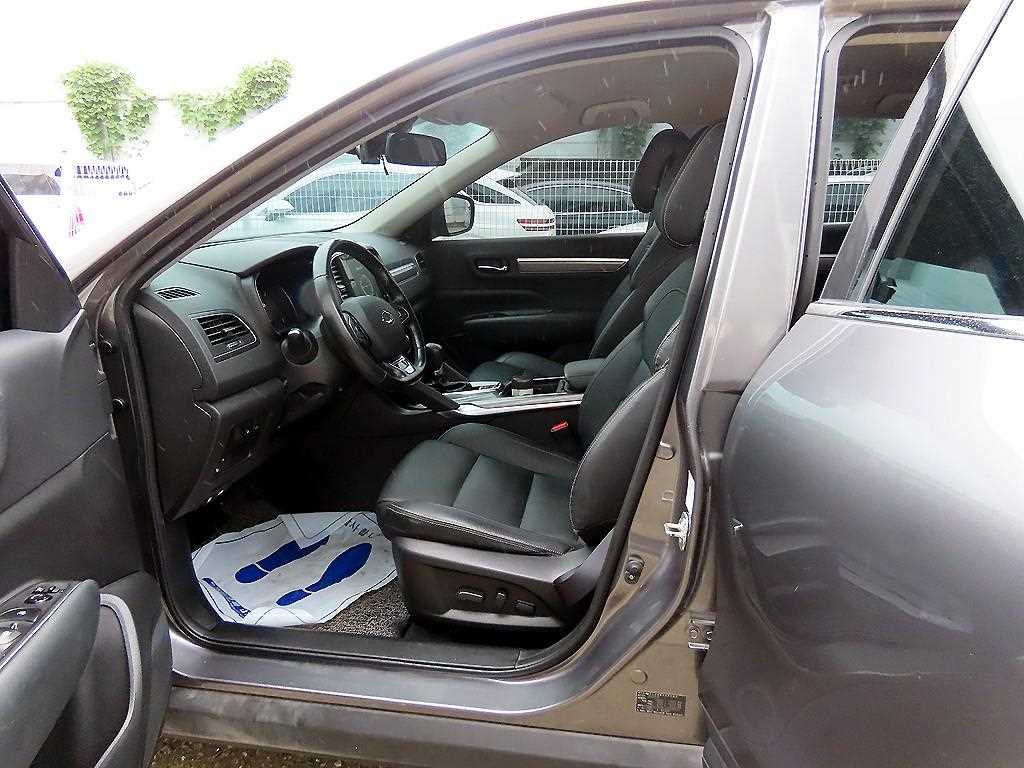 SAMSUNG QM6 - Vista 5