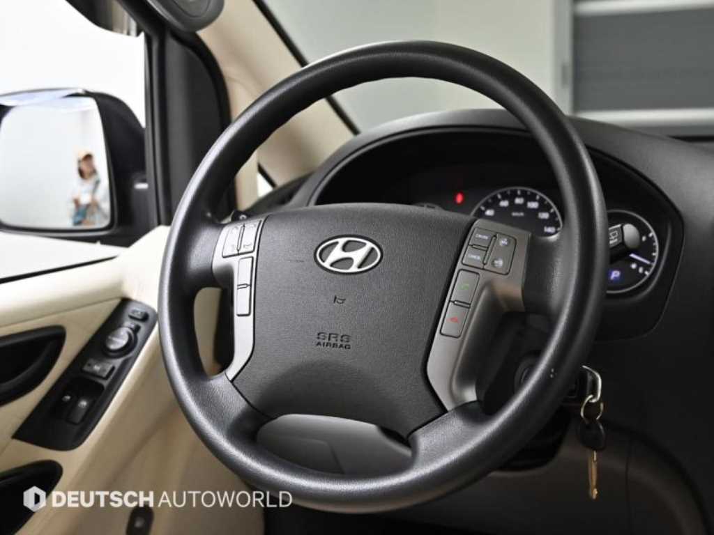 HYUNDAI Starex 2017 Gris - Importación desde Corea - HF Imports Iquique - Foto 13