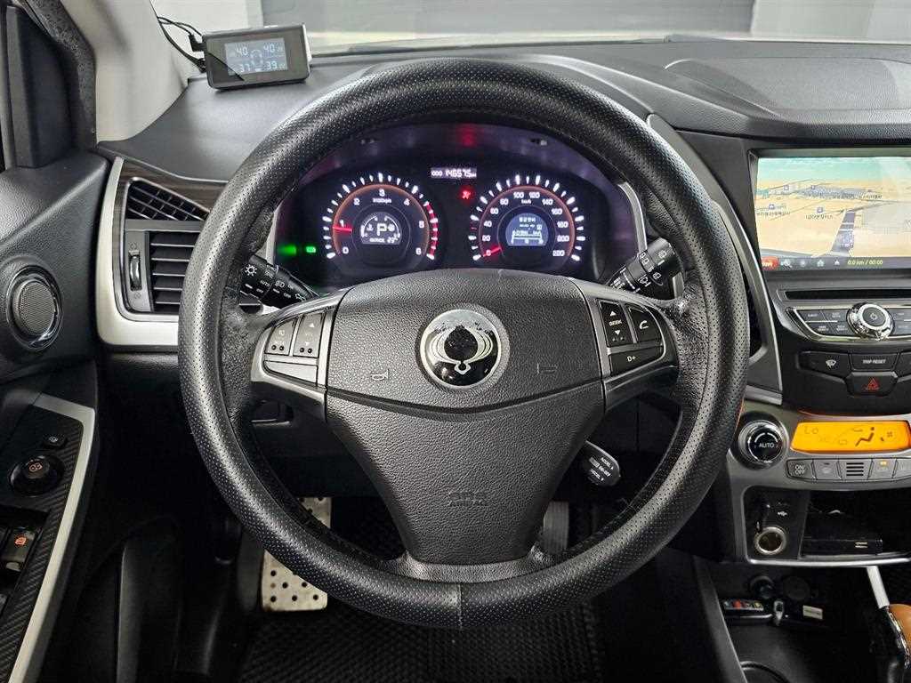 Ssangyong Korando 2014 Blanco - Importación desde Corea - HF Imports Iquique - Foto 13
