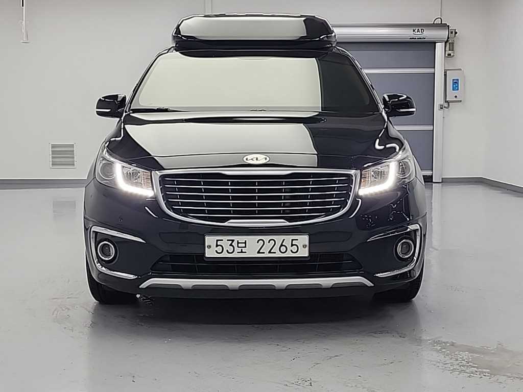 KIA Carnival - Vista 2