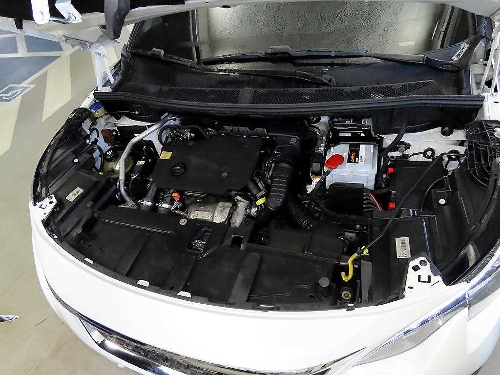 Peugeot 5008 2019 Blanco - Importación desde Corea - HF Imports Iquique - Foto 18