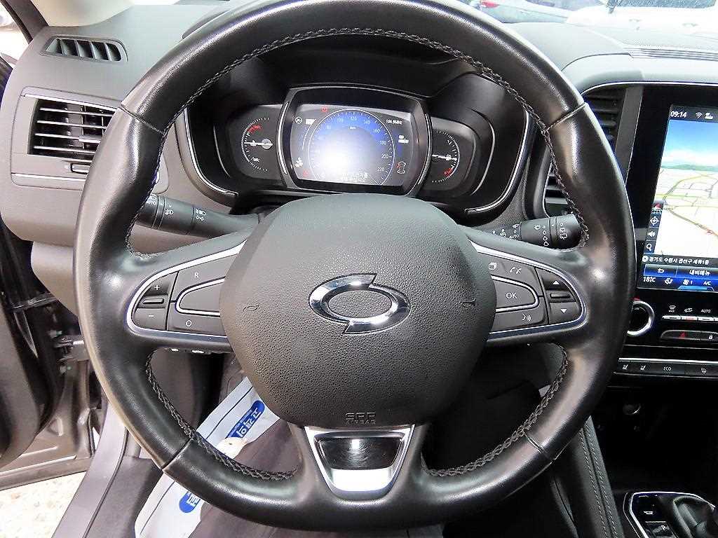 SAMSUNG QM6 - Vista 8