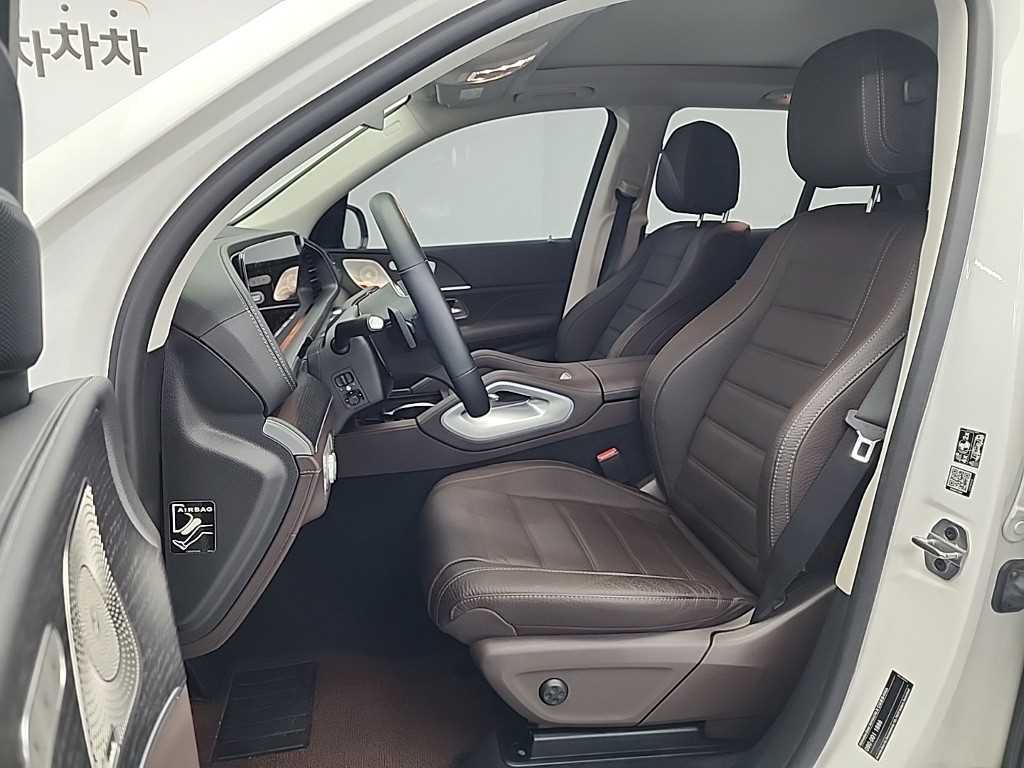 Mercedes Benz GLE Class - Vista 11