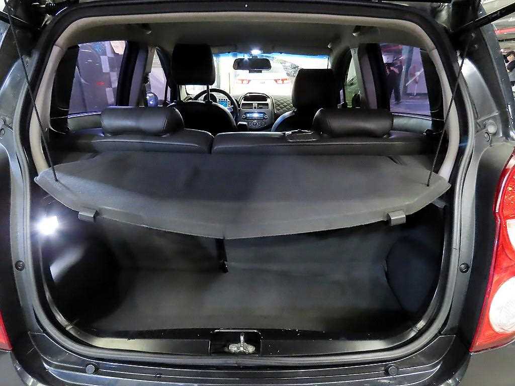 Chevrolet Spark 2013 Negro - Importación desde Corea - HF Imports Iquique - Foto 16