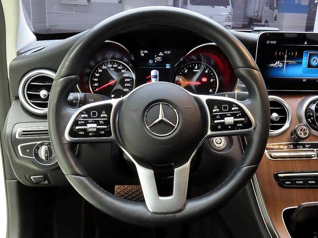 Mercedes Benz C Class - Vista 7