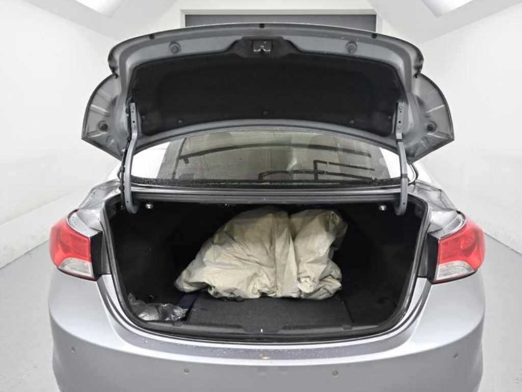 HYUNDAI Avante 2014 Gris - Importación desde Corea - HF Imports Iquique - Foto 20