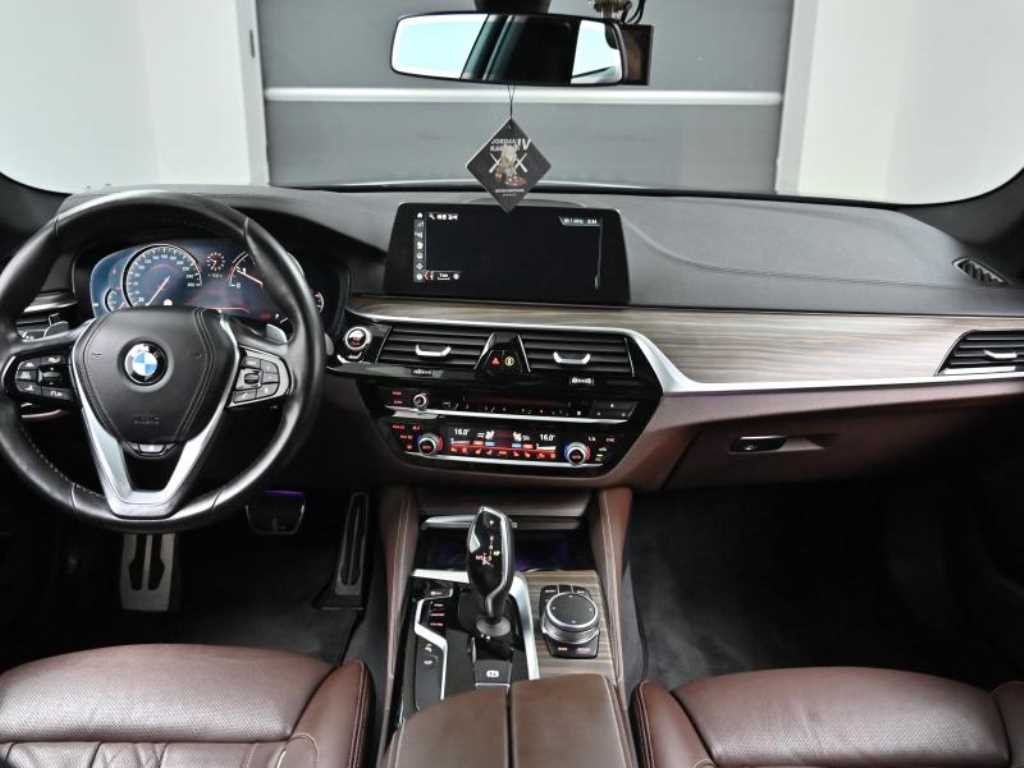 BMW 5 Series - Vista 7