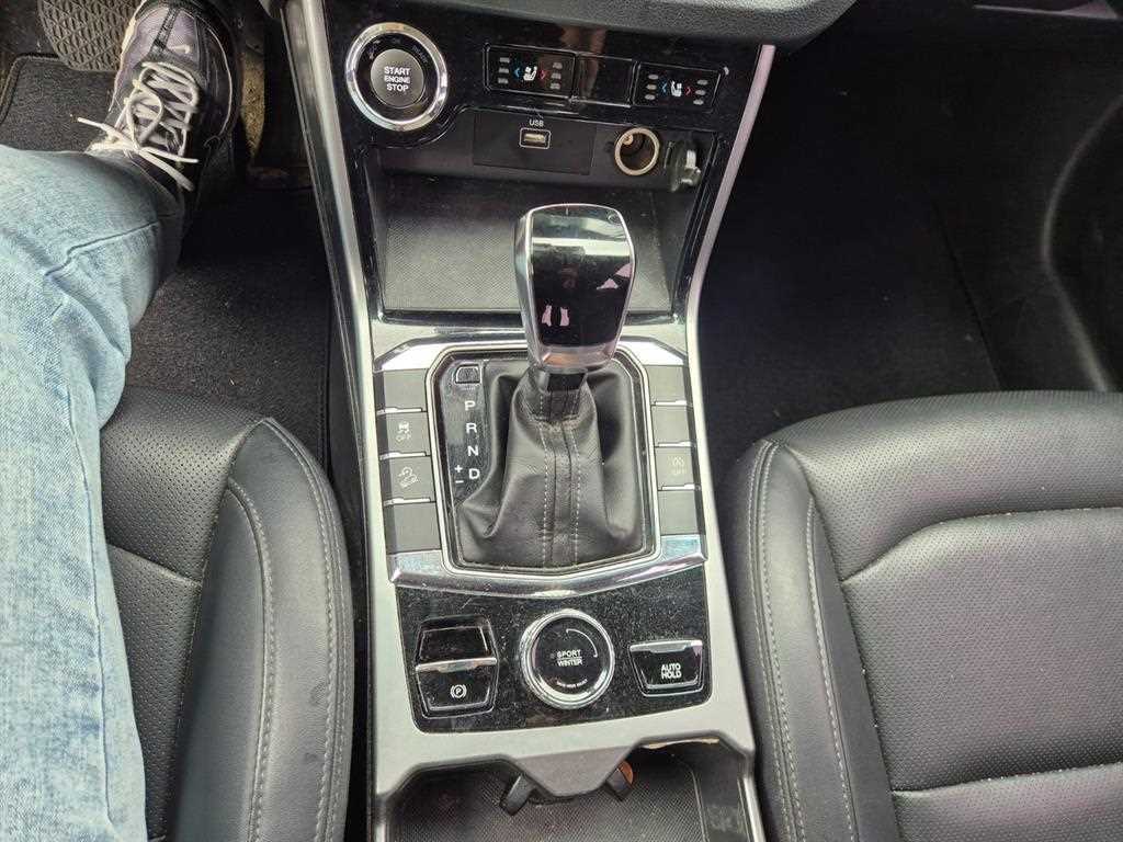 Ssangyong Korando - Vista 8