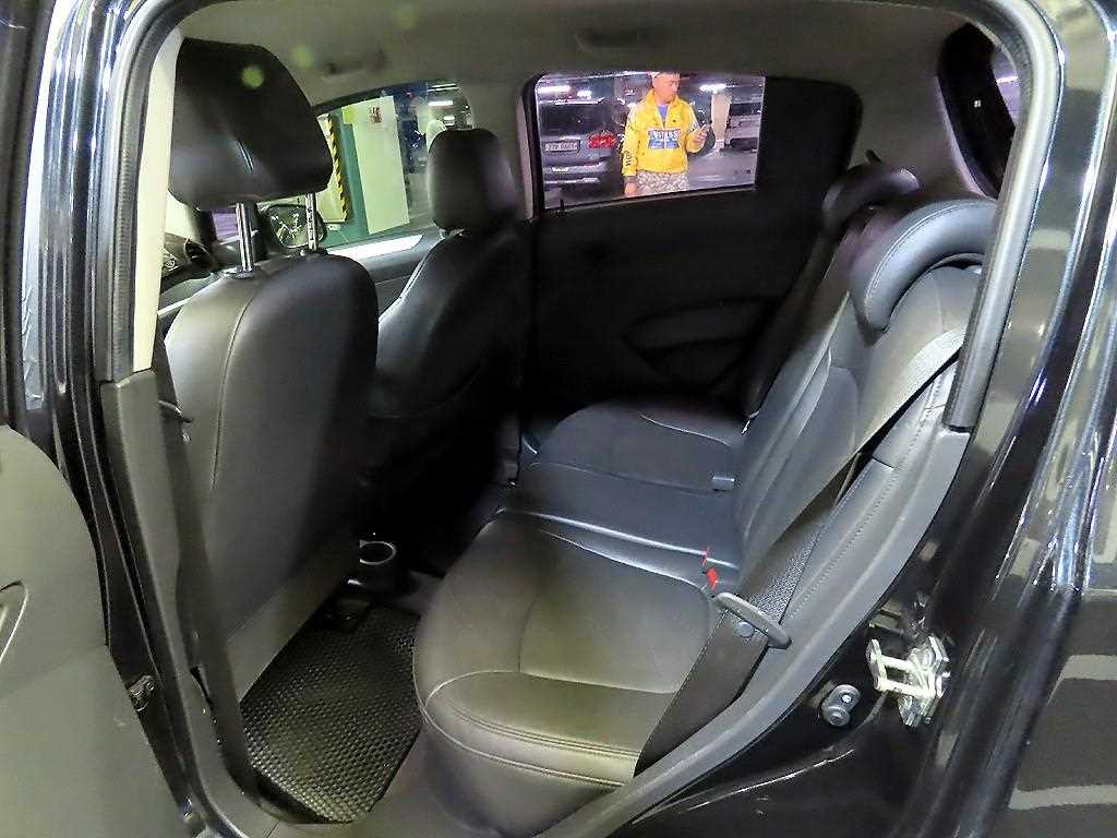 Chevrolet Spark - Vista 7