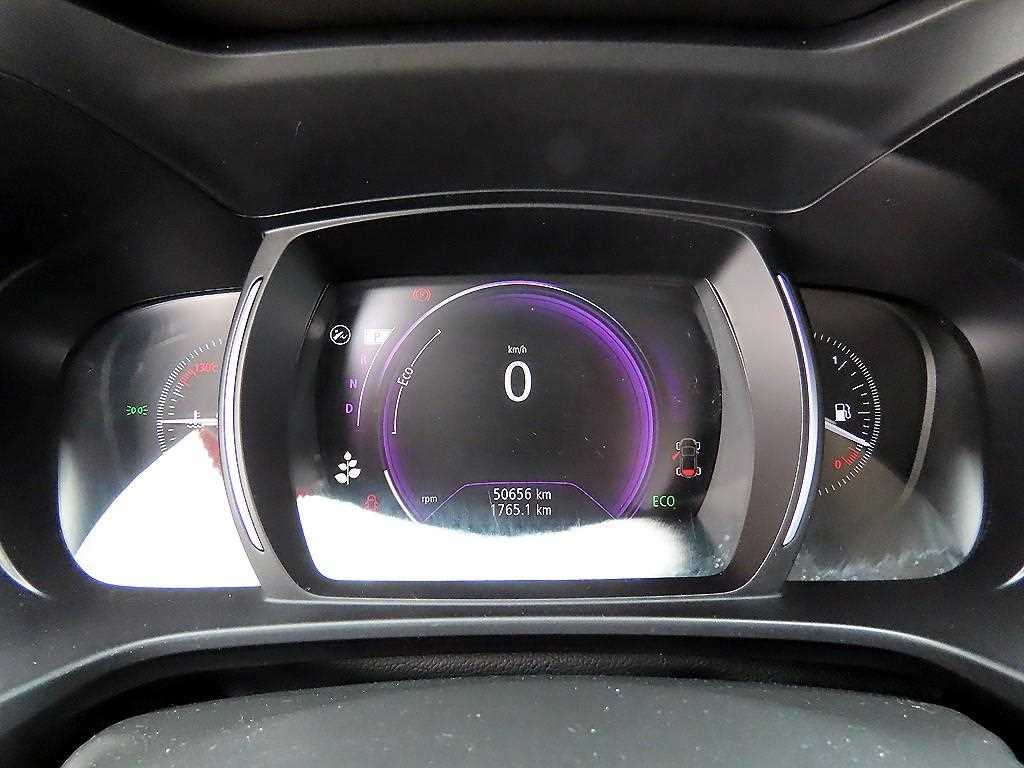 SAMSUNG QM6 - Vista 9