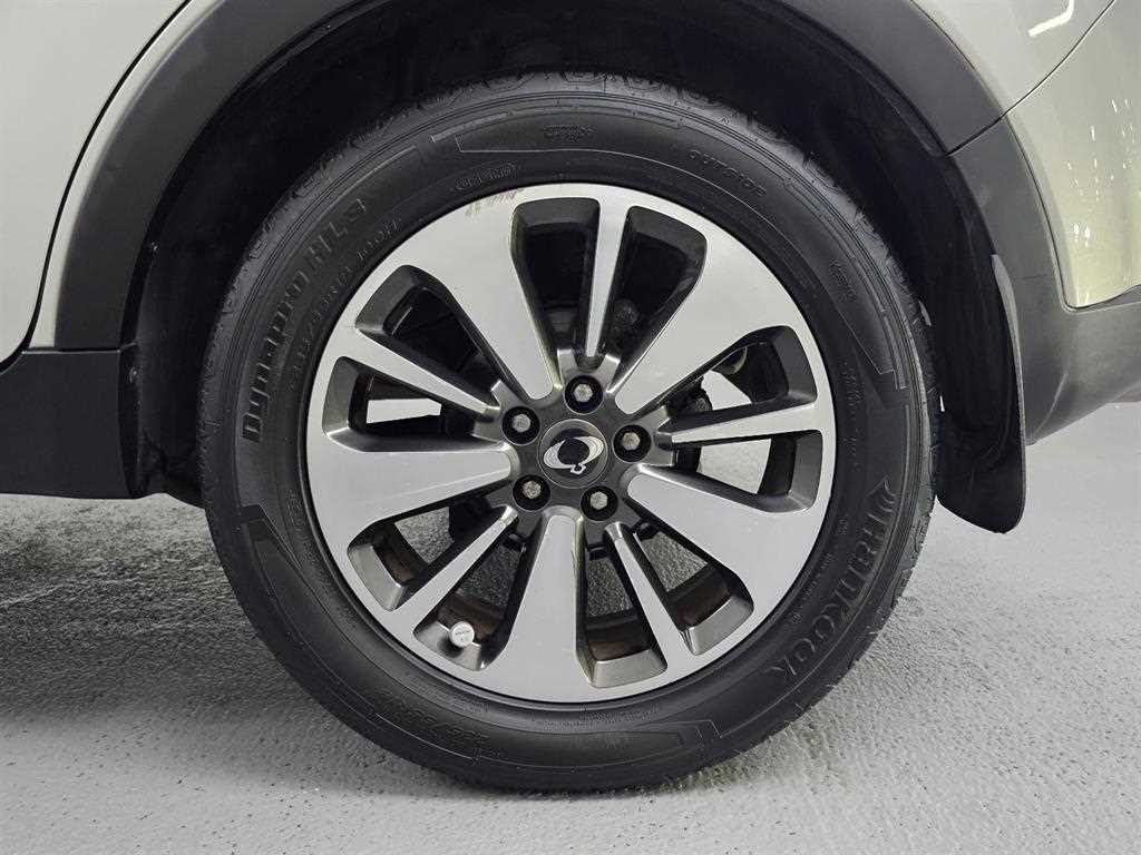 Ssangyong Korando - Vista 5