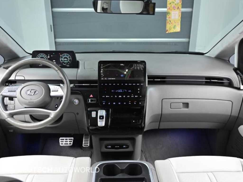 HYUNDAI Staria - Vista 7