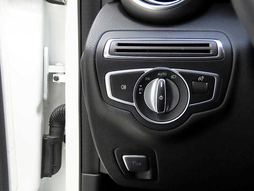 Mercedes Benz C Class 2019 - Importación desde Corea - HF Imports Iquique - Foto 13