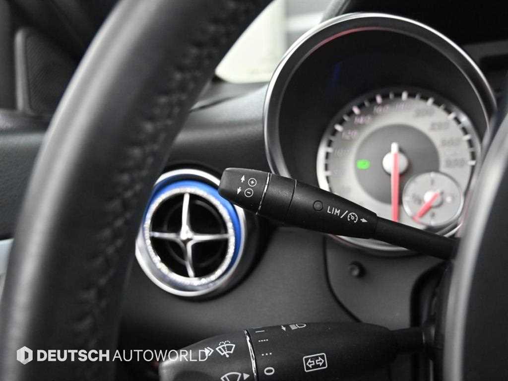 Mercedes Benz SLK Class 2012 Blanco - Importación desde Corea - HF Imports Iquique - Foto 18