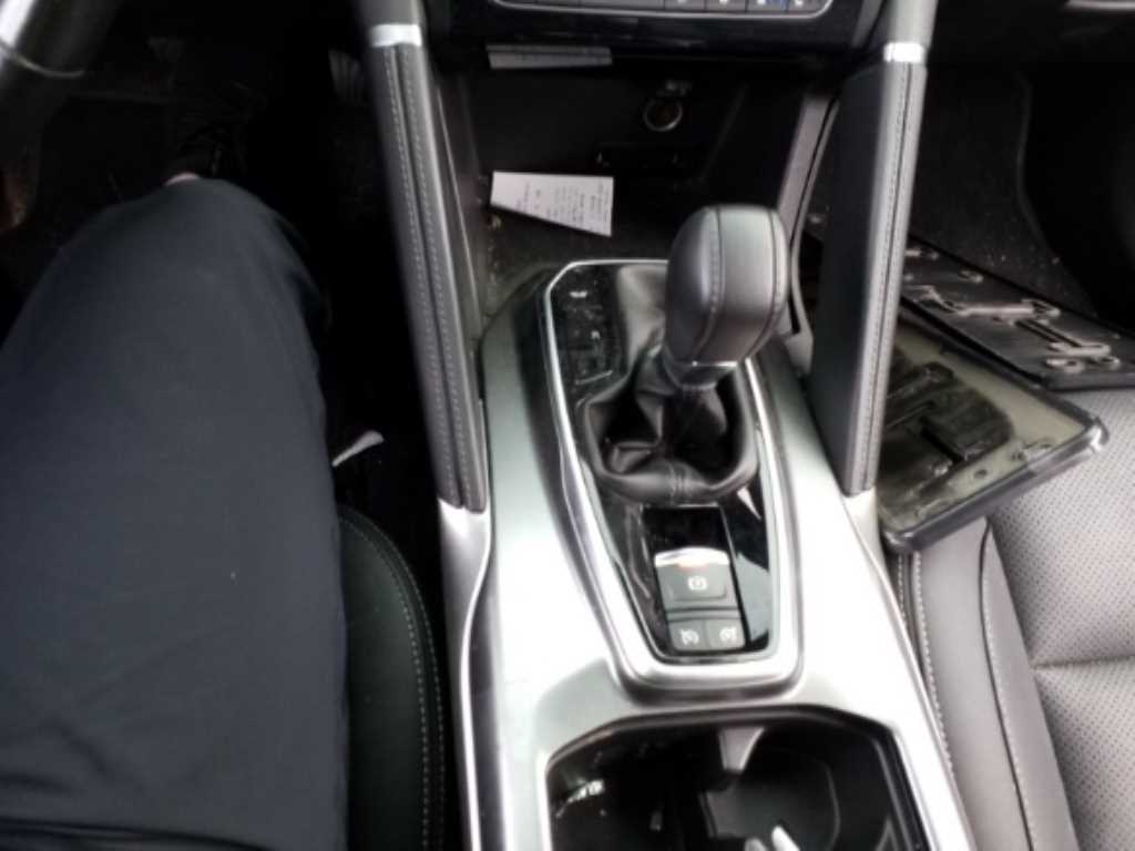 SAMSUNG QM6 - Vista 8