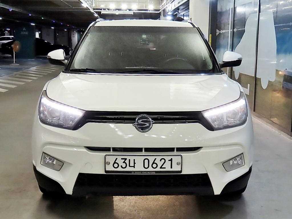 Ssangyong Tivoli - Vista 2