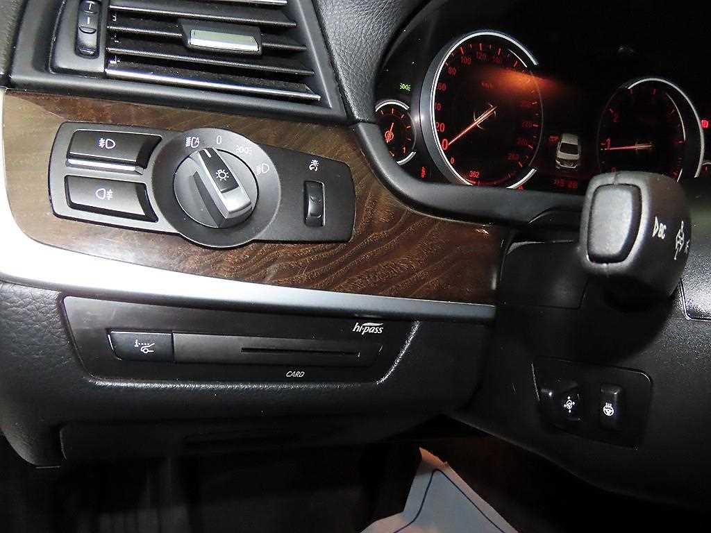 BMW 5 Series 2013 Plateado - Importación desde Corea - HF Imports Iquique - Foto 13