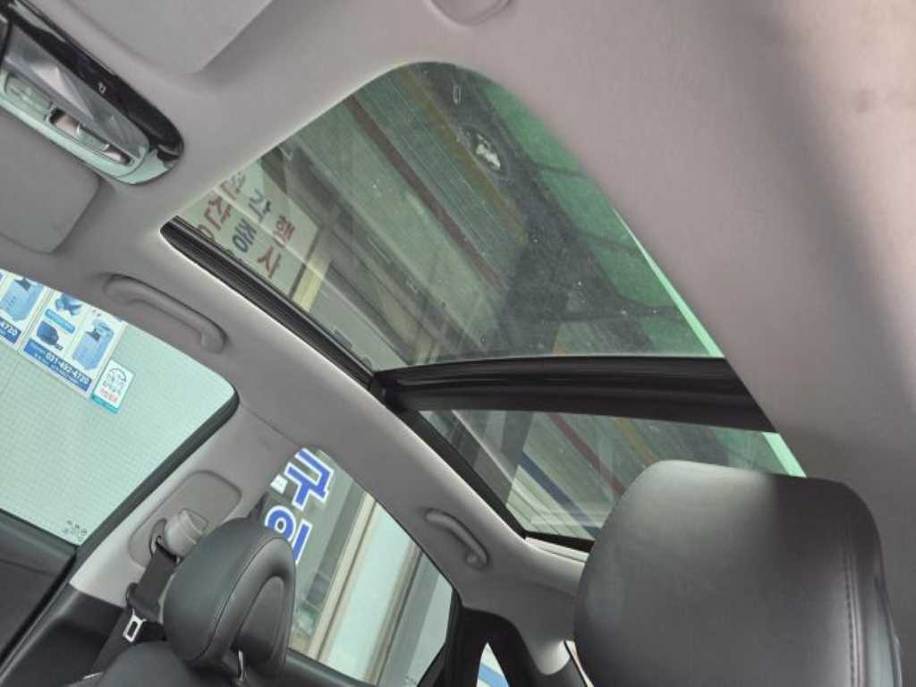 HYUNDAI Grandeur - Vista 7