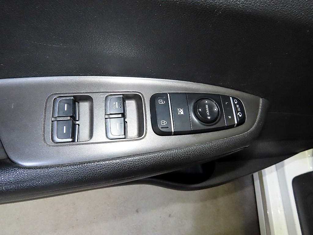 KIA K5 2018 Blanco - Importación desde Corea - HF Imports Iquique - Foto 13