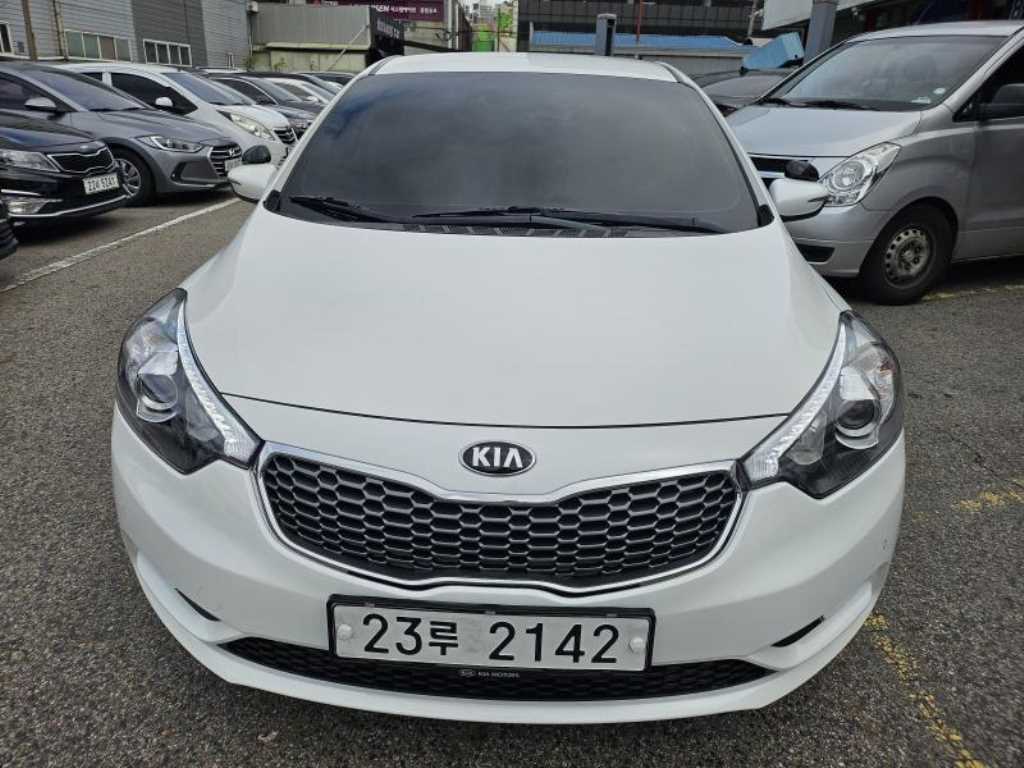 KIA K3 - Vista 8