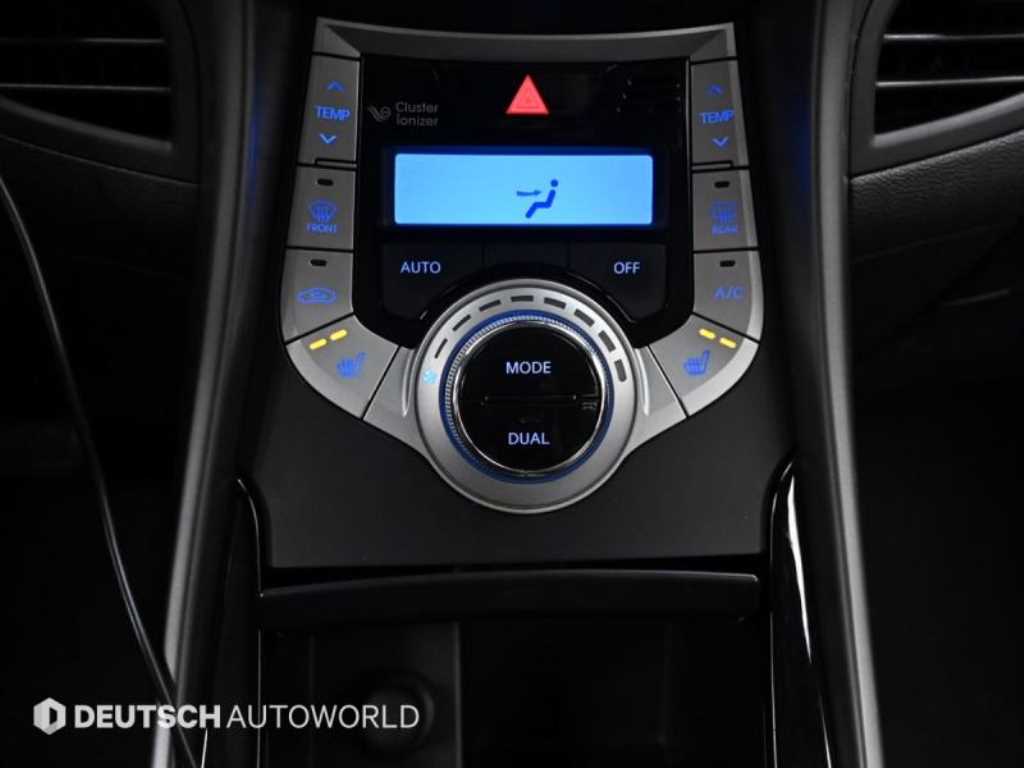 HYUNDAI Avante 2011 Blanco - Importación desde Corea - HF Imports Iquique - Foto 17