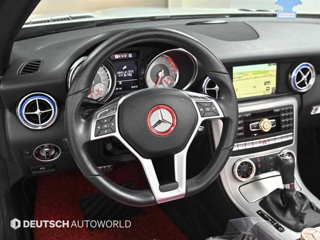 Mercedes Benz SLK Class 2012 Blanco - Importación desde Corea - HF Imports Iquique - Foto 13