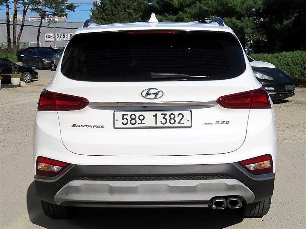 HYUNDAI Santa Fe - Vista 4