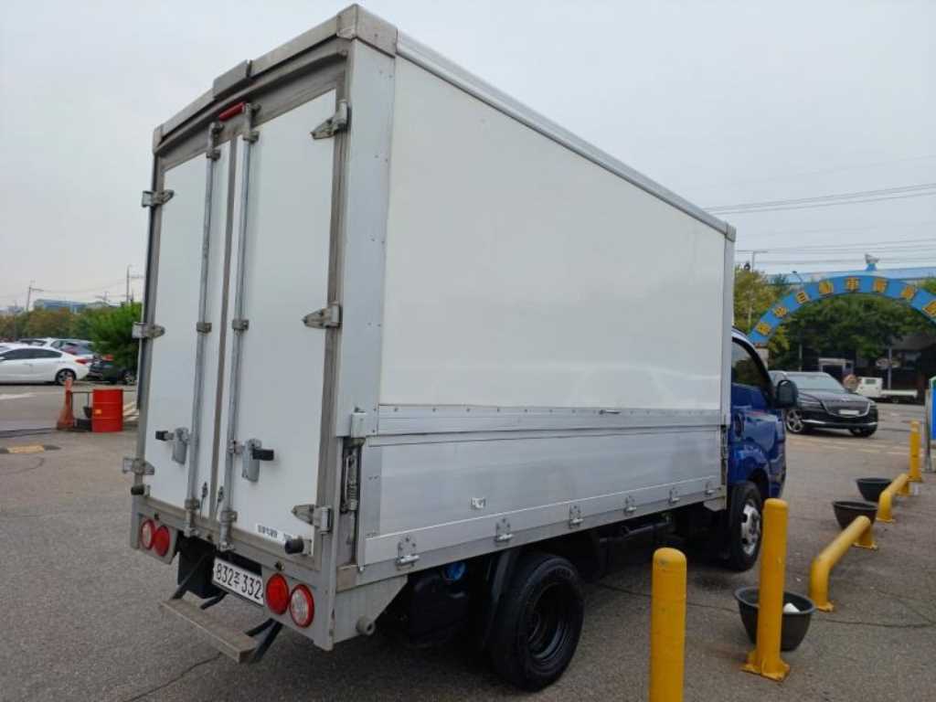 Small Truck Cargo (small) - Vista 5