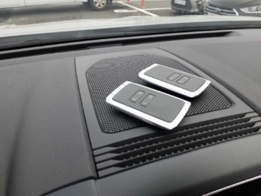 SAMSUNG QM6 - Vista 9