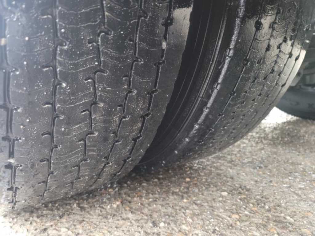 medium and large cargo tractor - Vista 10