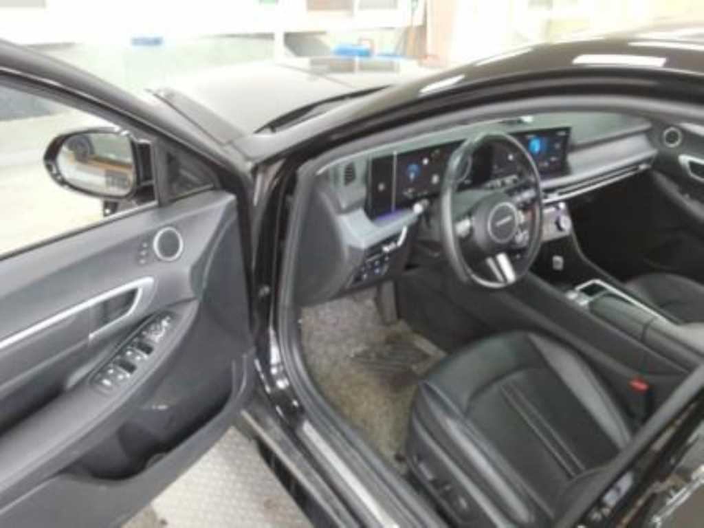 HYUNDAI Sonata - Vista 8