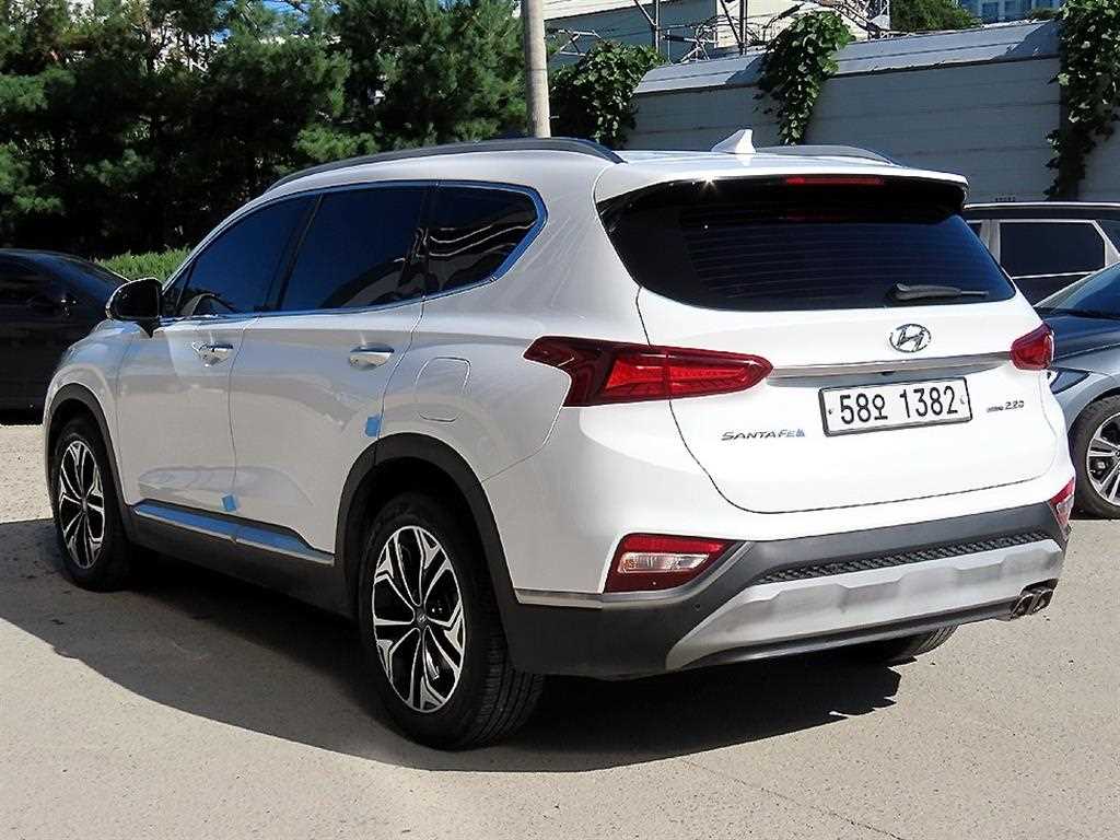 HYUNDAI Santa Fe - Vista 3